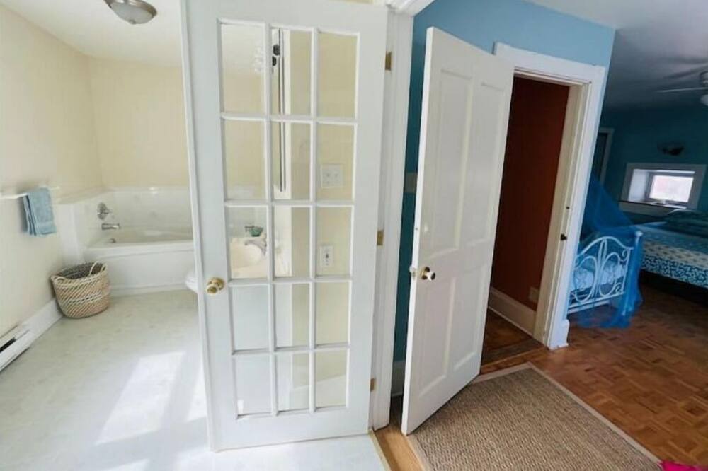 Photo of Bathroom in Perth