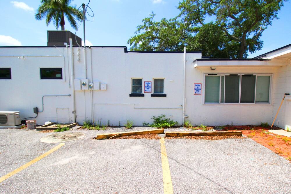 Photo of Others in Park East