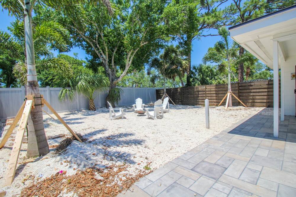 Photo of Outdoor in Park East