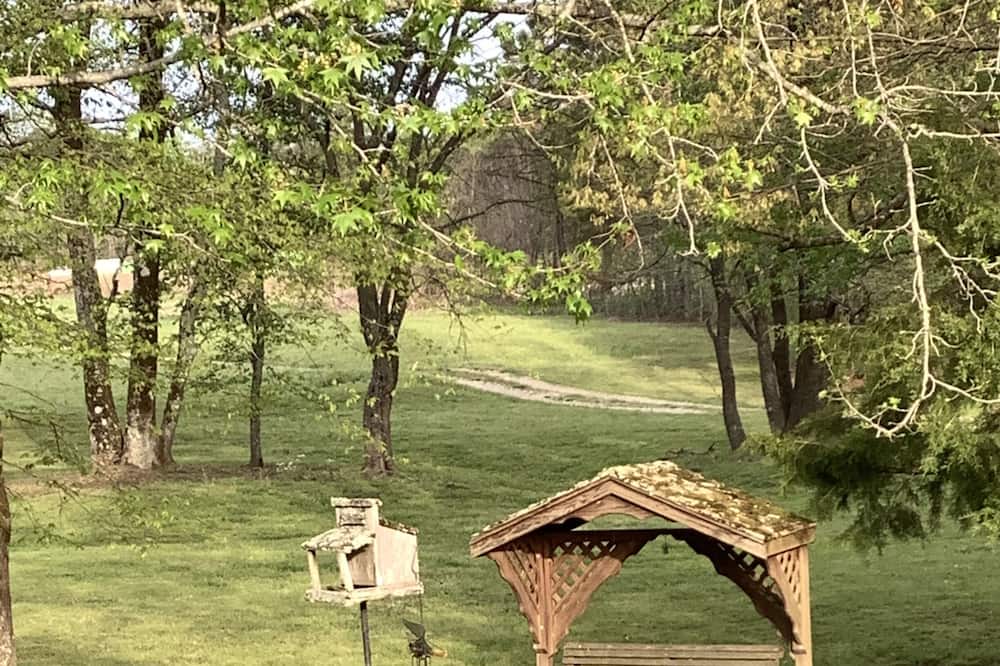 Photo of Outdoor in Holly Springs