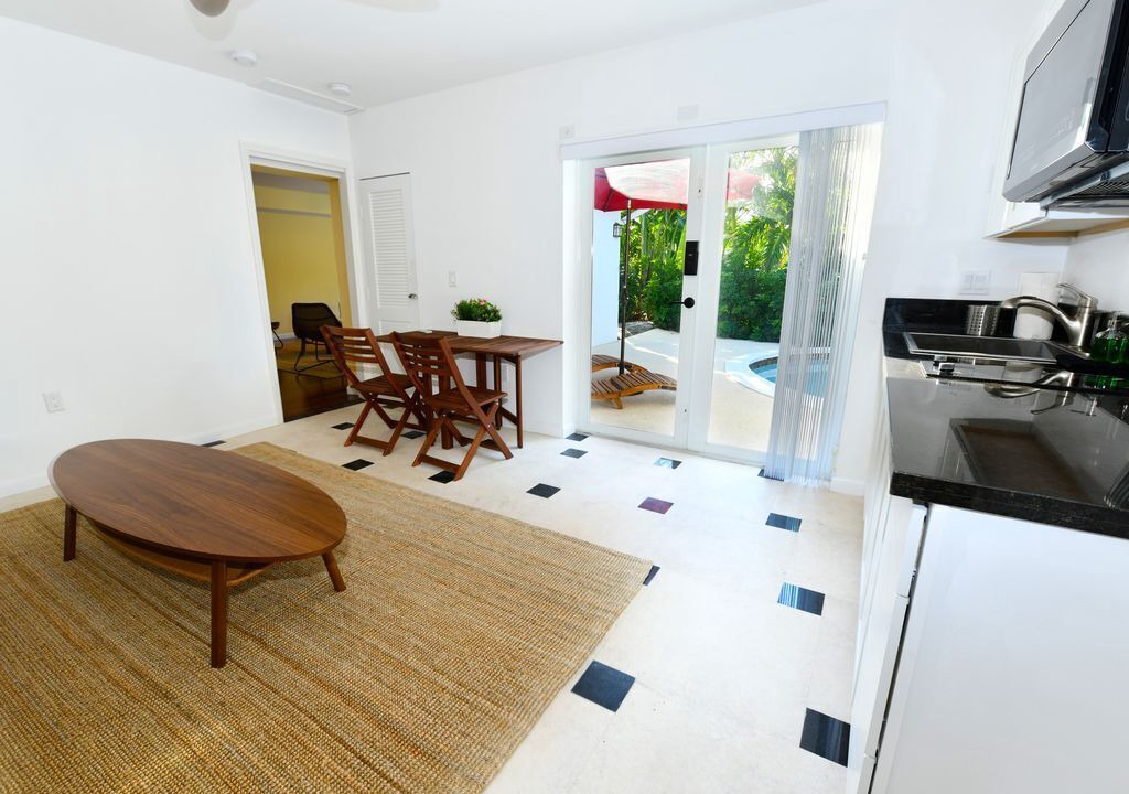 Photo of Kitchen in Oakland Park
