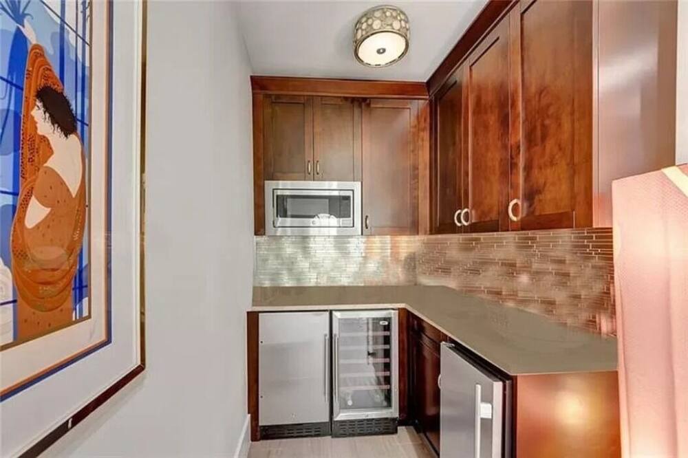 Photo of Kitchen in Colee Hammock