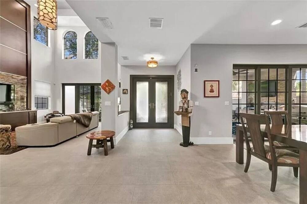 Photo of Livingroom in Colee Hammock