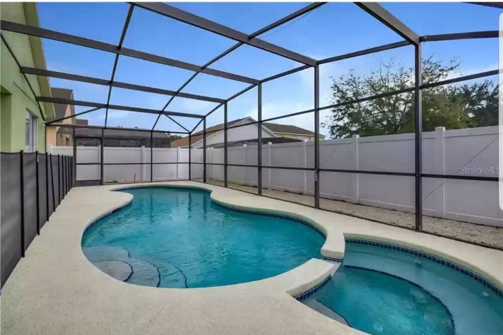 Photo of Outdoor in Sunset Ridge