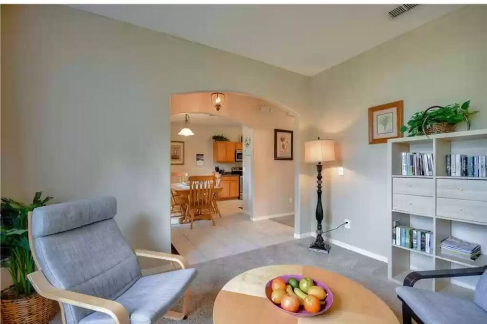 Photo of Livingroom in Sunset Ridge