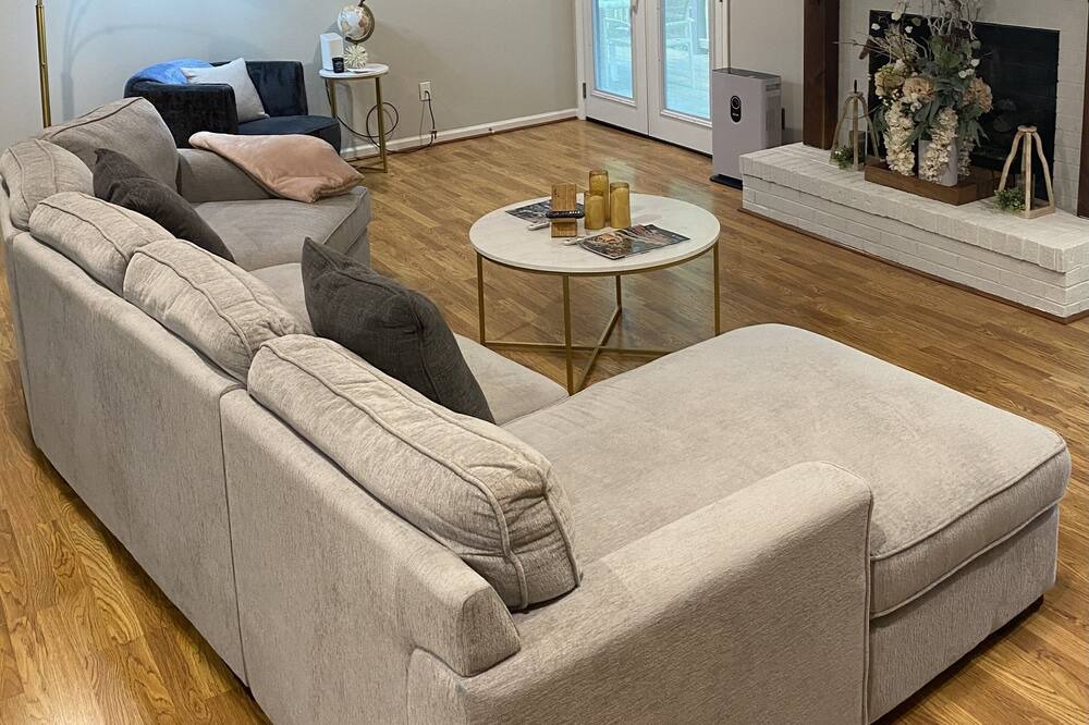 Photo of Livingroom in Danville