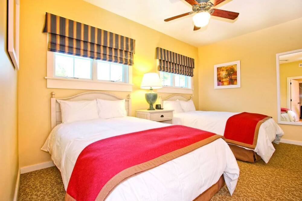 Photo of Bedroom in Shawnee On Delaware