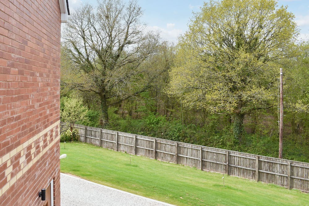 Photo of Others in Bradninch