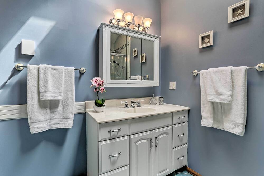 Photo of Bathroom in Hamlin