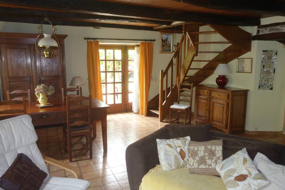 Photo of Livingroom in Golinhac