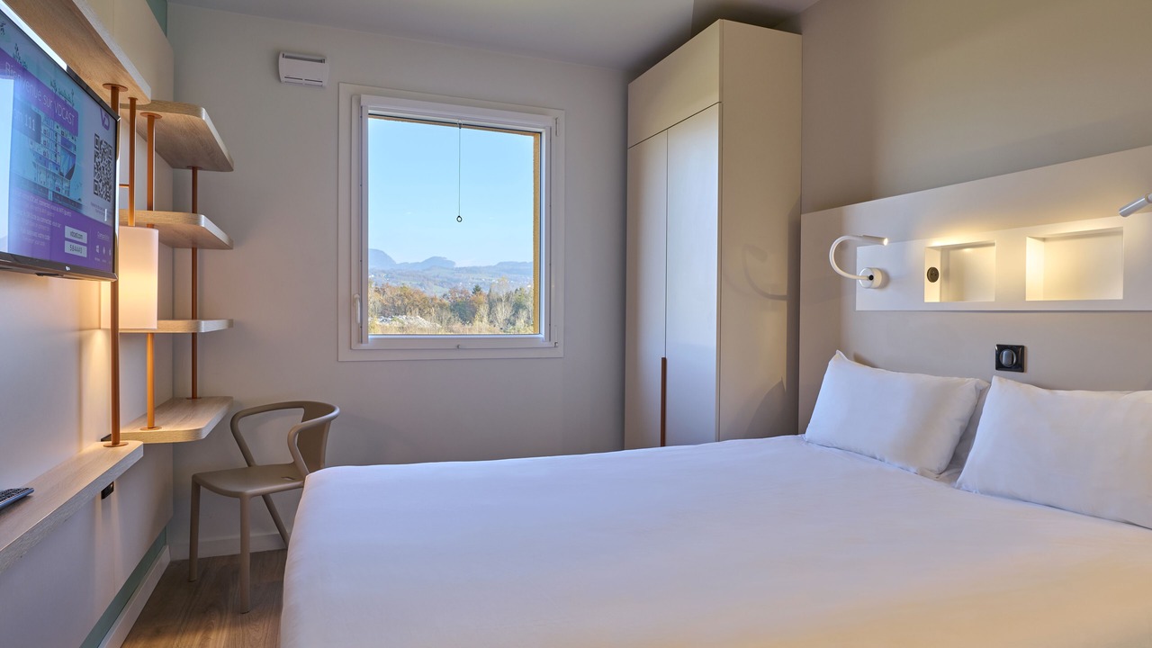 Photo of Bedroom in Nangy