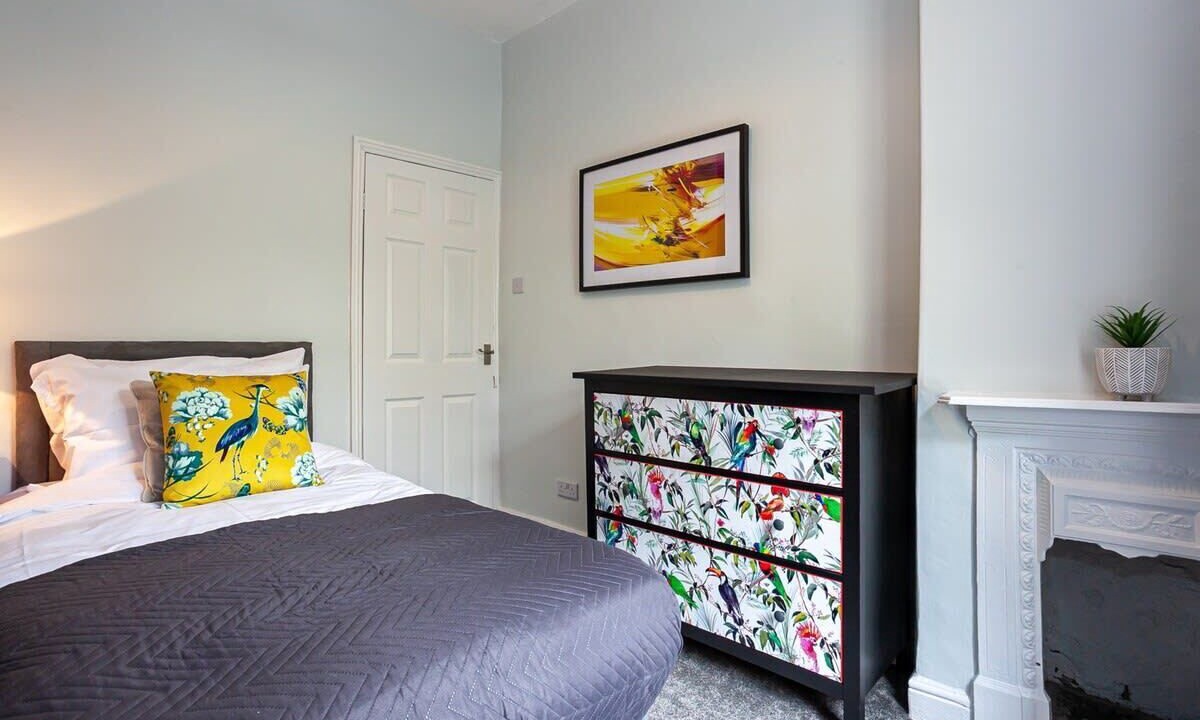 Photo of Others in Darcy Lever