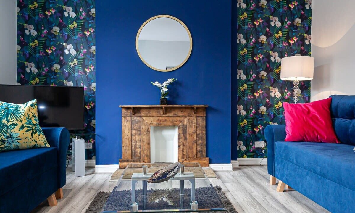 Photo of Others in Darcy Lever