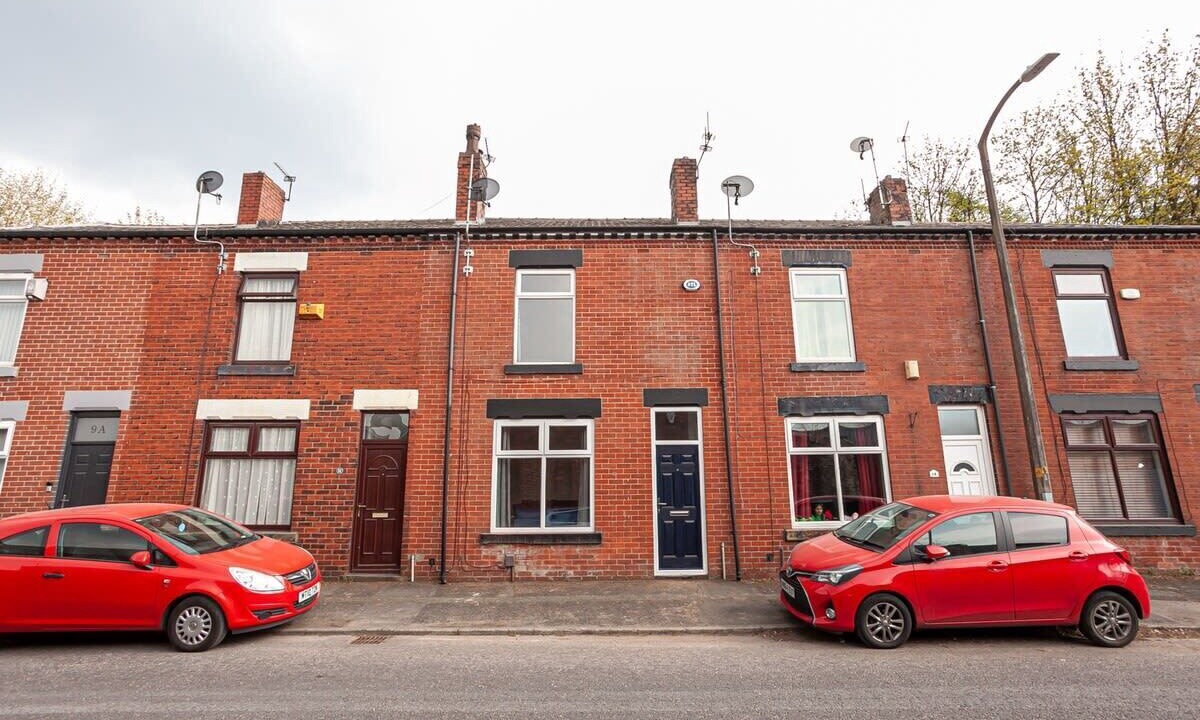 Photo of Others in Darcy Lever