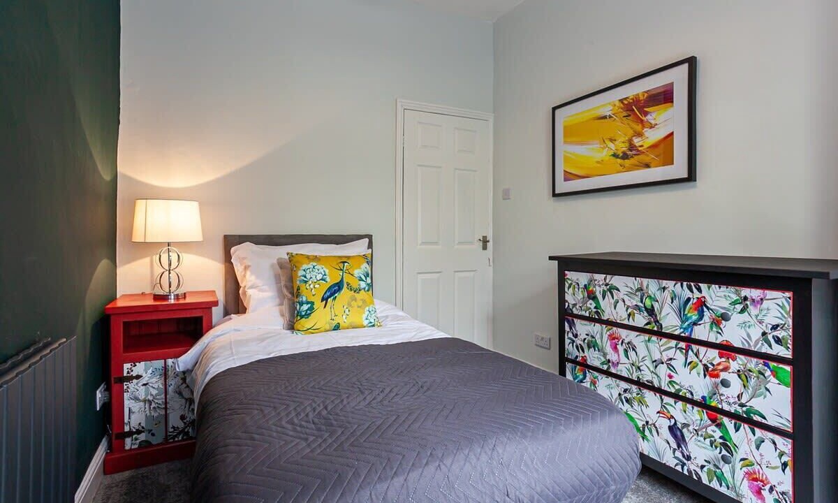 Photo of Others in Darcy Lever