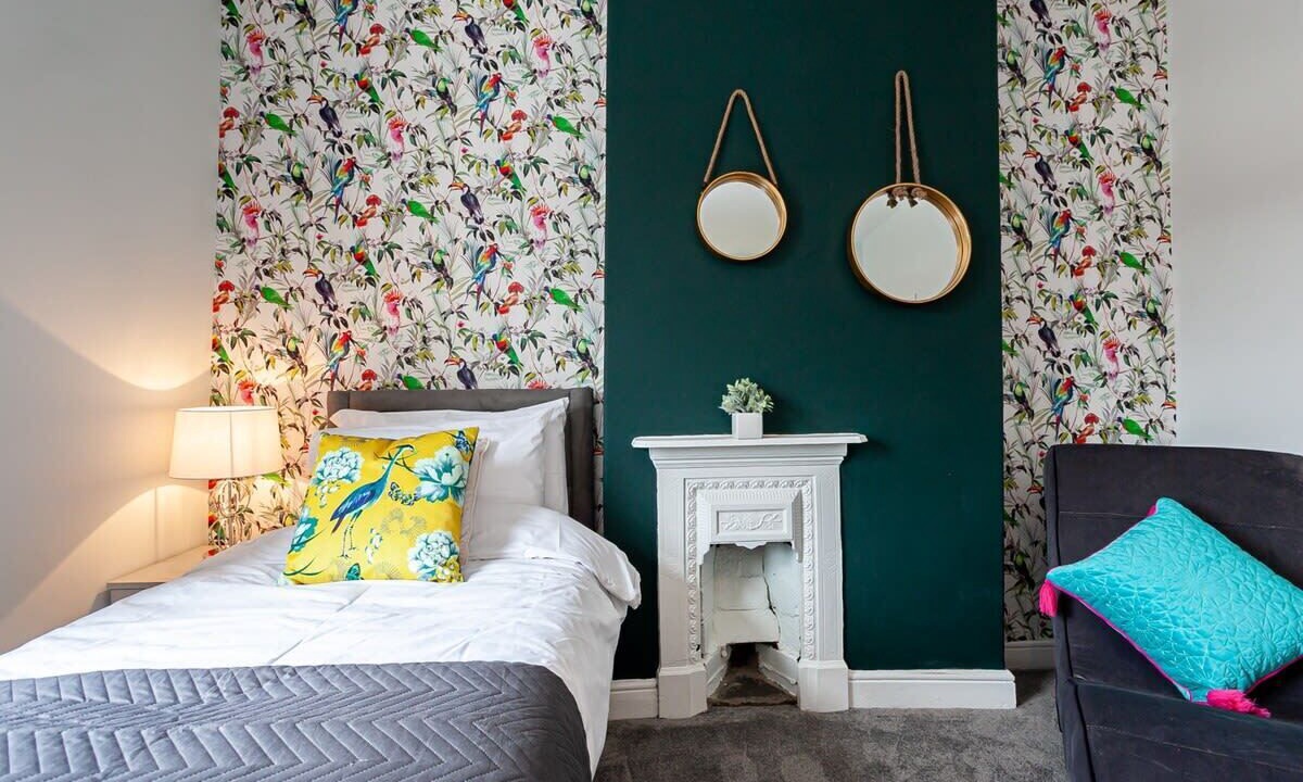 Photo of Others in Darcy Lever