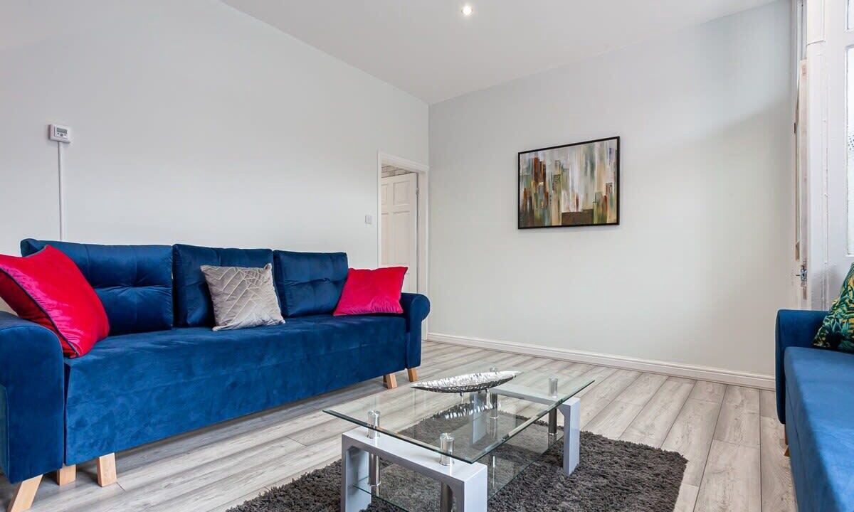 Photo of Others in Darcy Lever