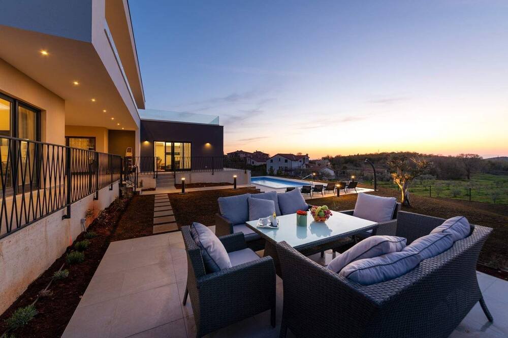 Photo of Patio Balcony in Mugeba