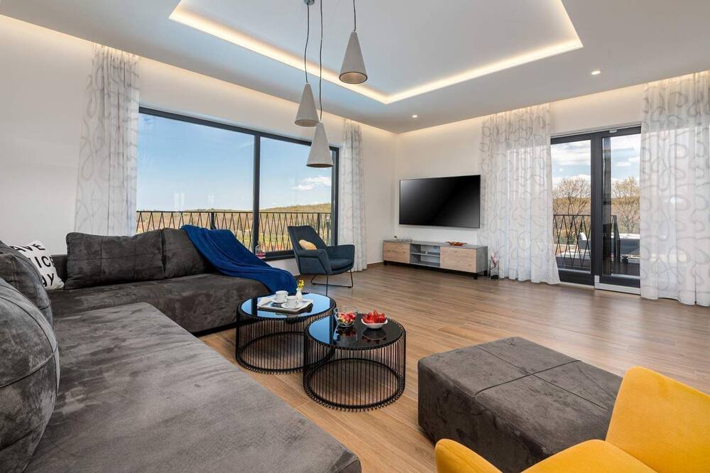 Photo of Livingroom in Mugeba