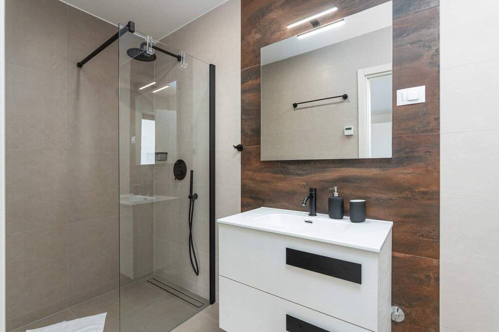 Photo of Bathroom in Mugeba