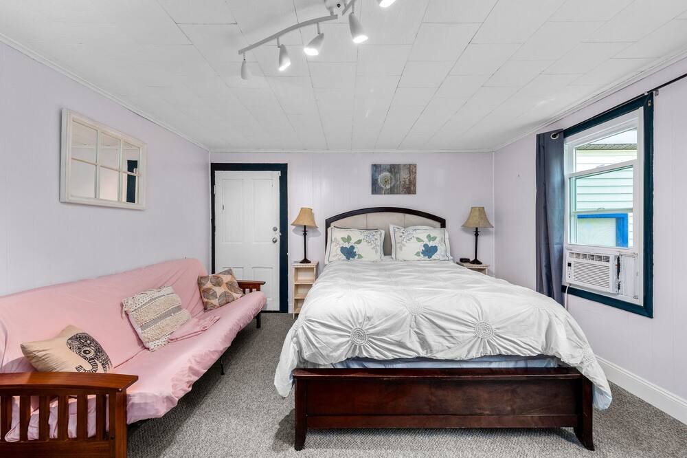 Photo of Bedroom in Montour Falls