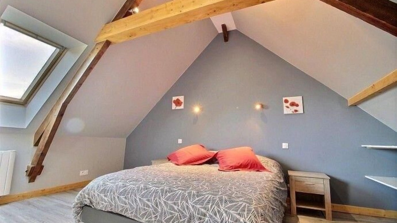 Photo of Others in Le Ru