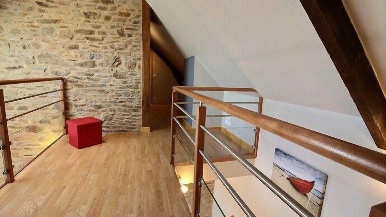 Photo of Others in Le Ru