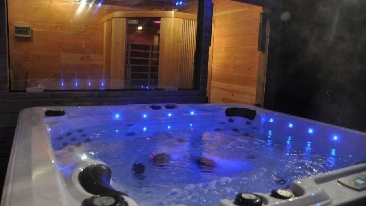 Photo of Others in Le Ru