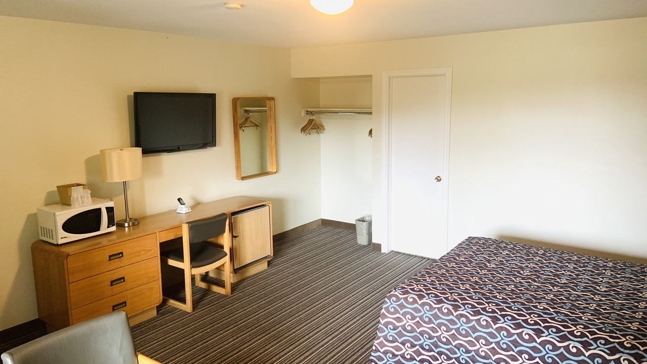 Photo of Bedroom in Lakeview