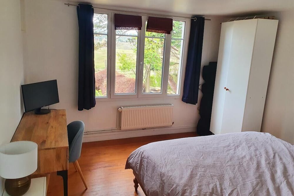 Photo of Bedroom in Sainte-Marguerite-sur-Mer