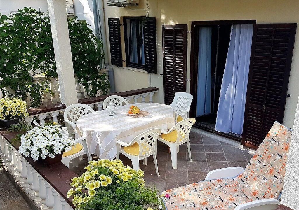 Photo of Outdoor in Nin