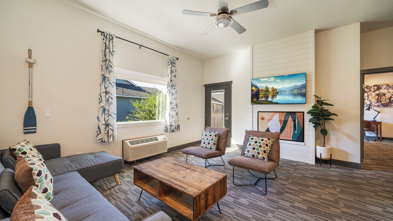 Photo of Others in Wapato Point