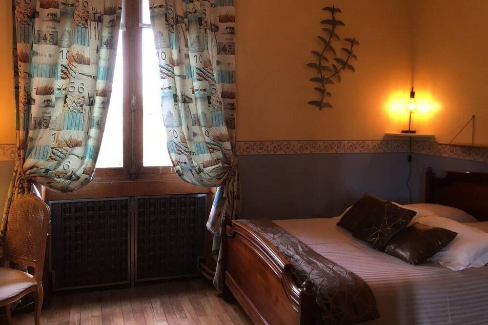Photo of Bedroom in Lucon