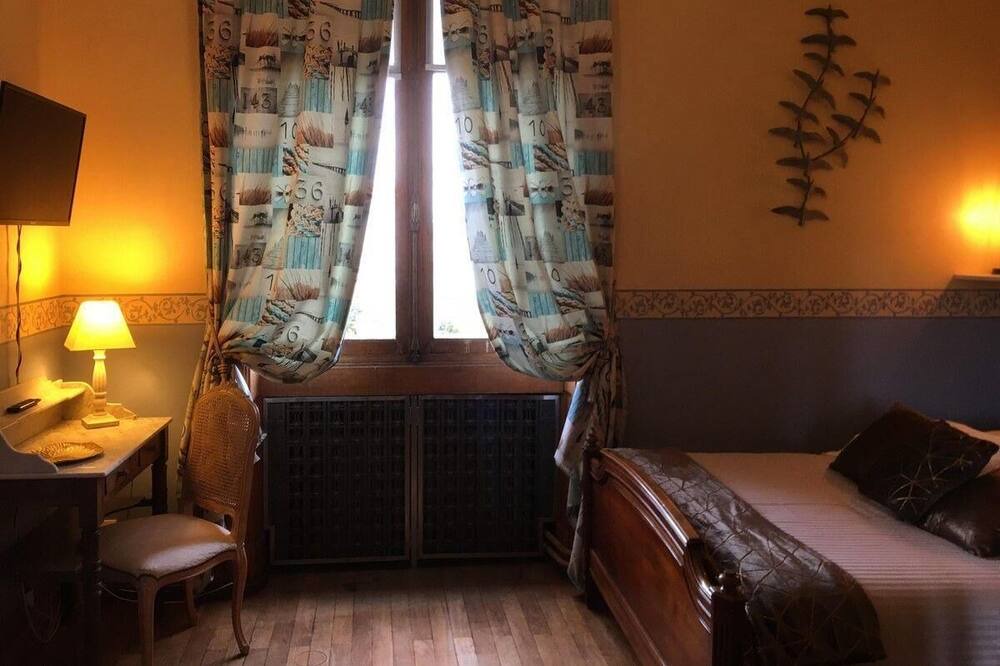Photo of Bedroom in Lucon