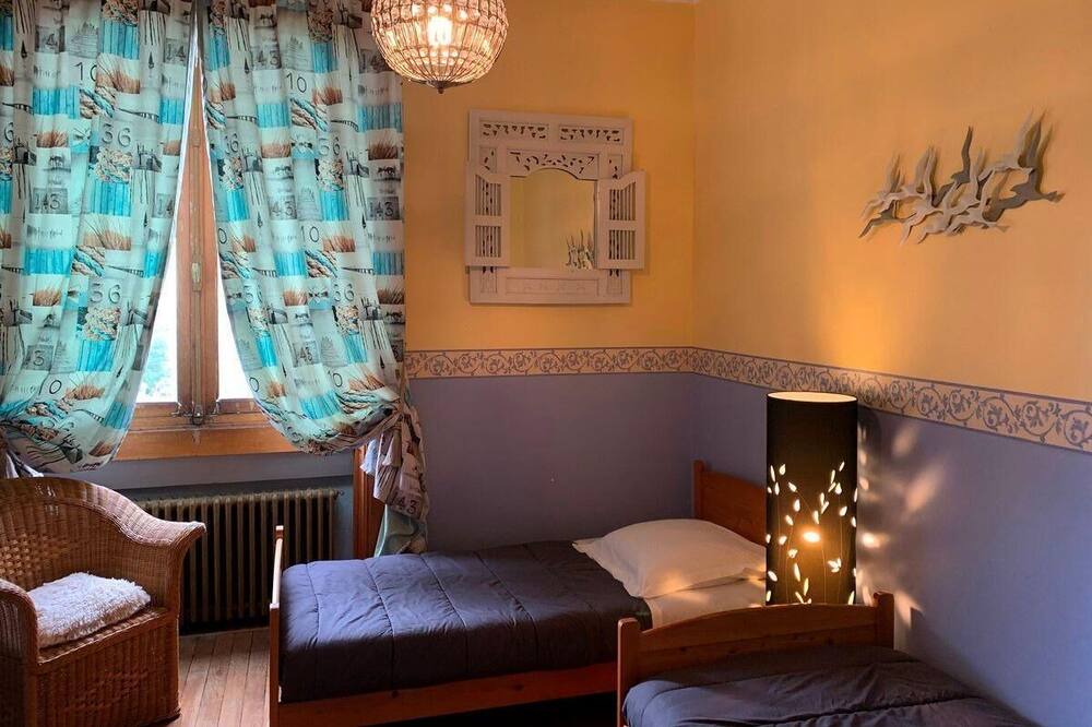 Photo of Bedroom in Lucon