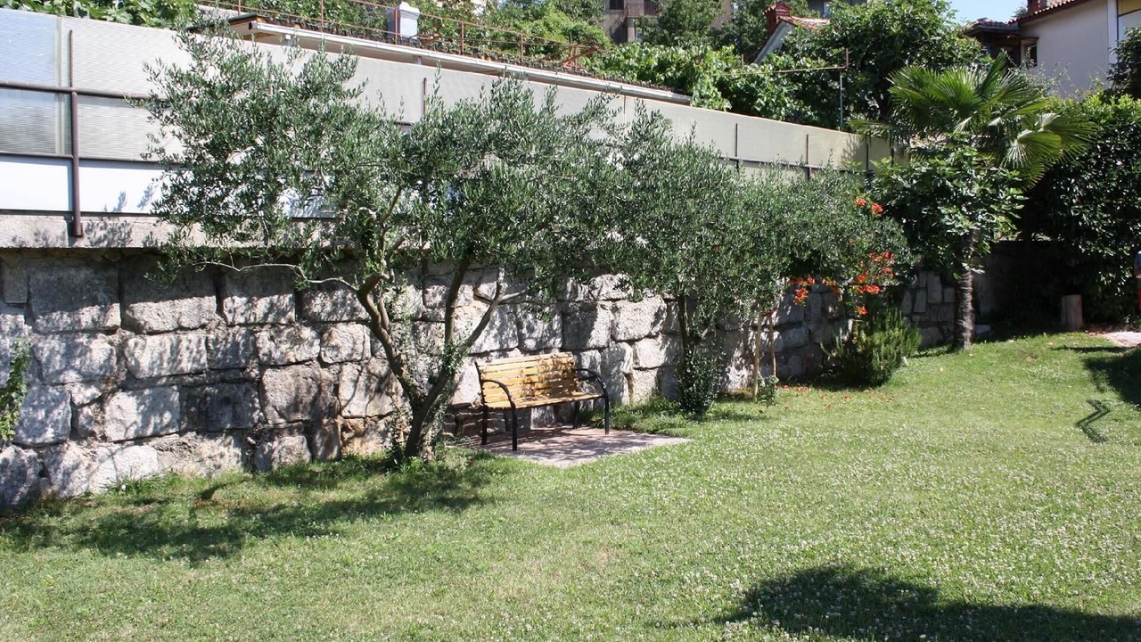 Photo of Outdoor in Pobri