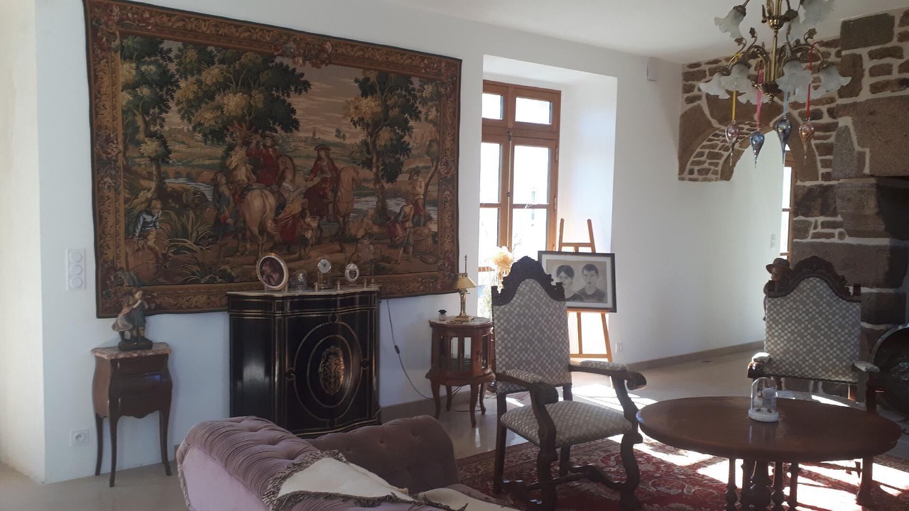 Photo of Others in Sens-de-Bretagne