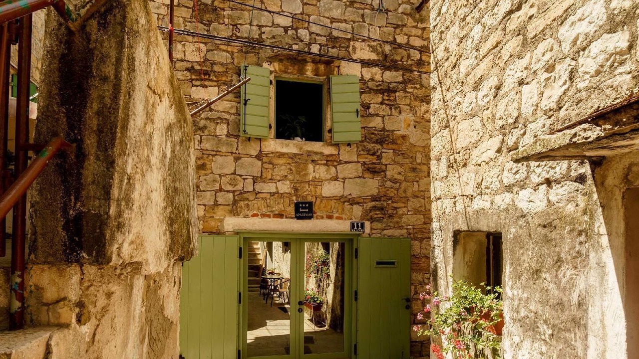 Photo of Outdoor in Kastel Sucurac