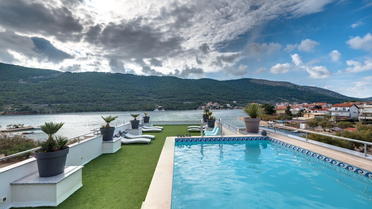 Photo of Outdoor in Grebastica