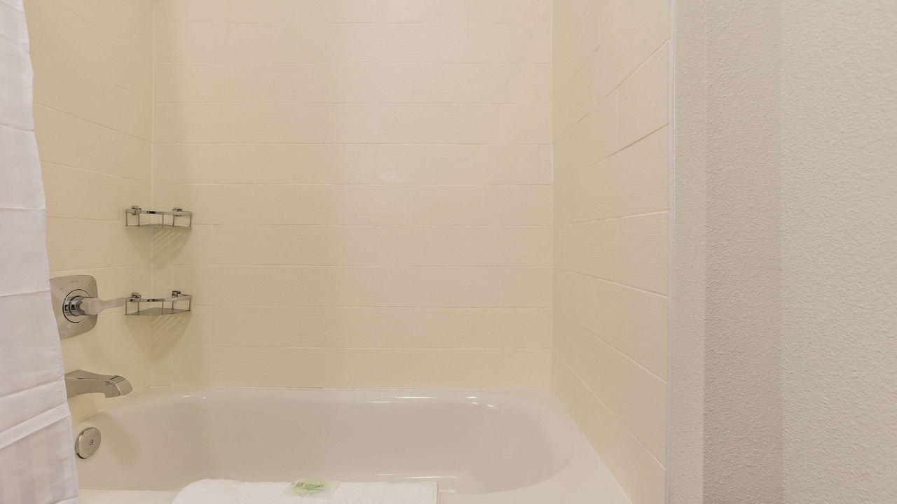 Photo of Bedroom in Webb City