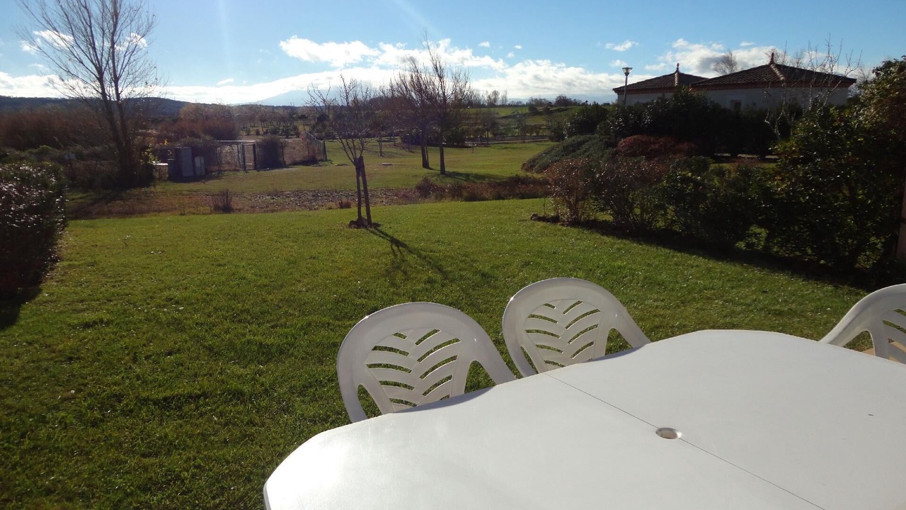 Photo of Outdoor in Homps