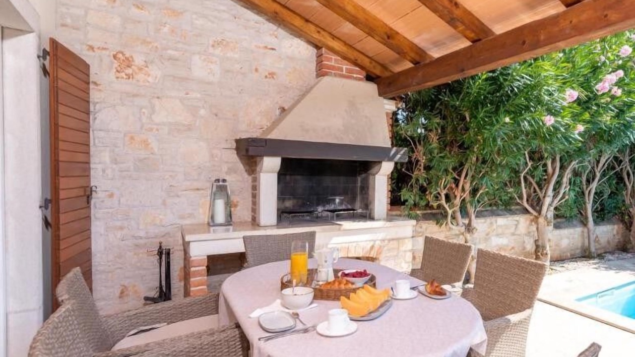 Photo of Outdoor in Vabriga