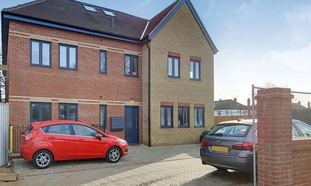 Photo of Outdoor in Ealing Common