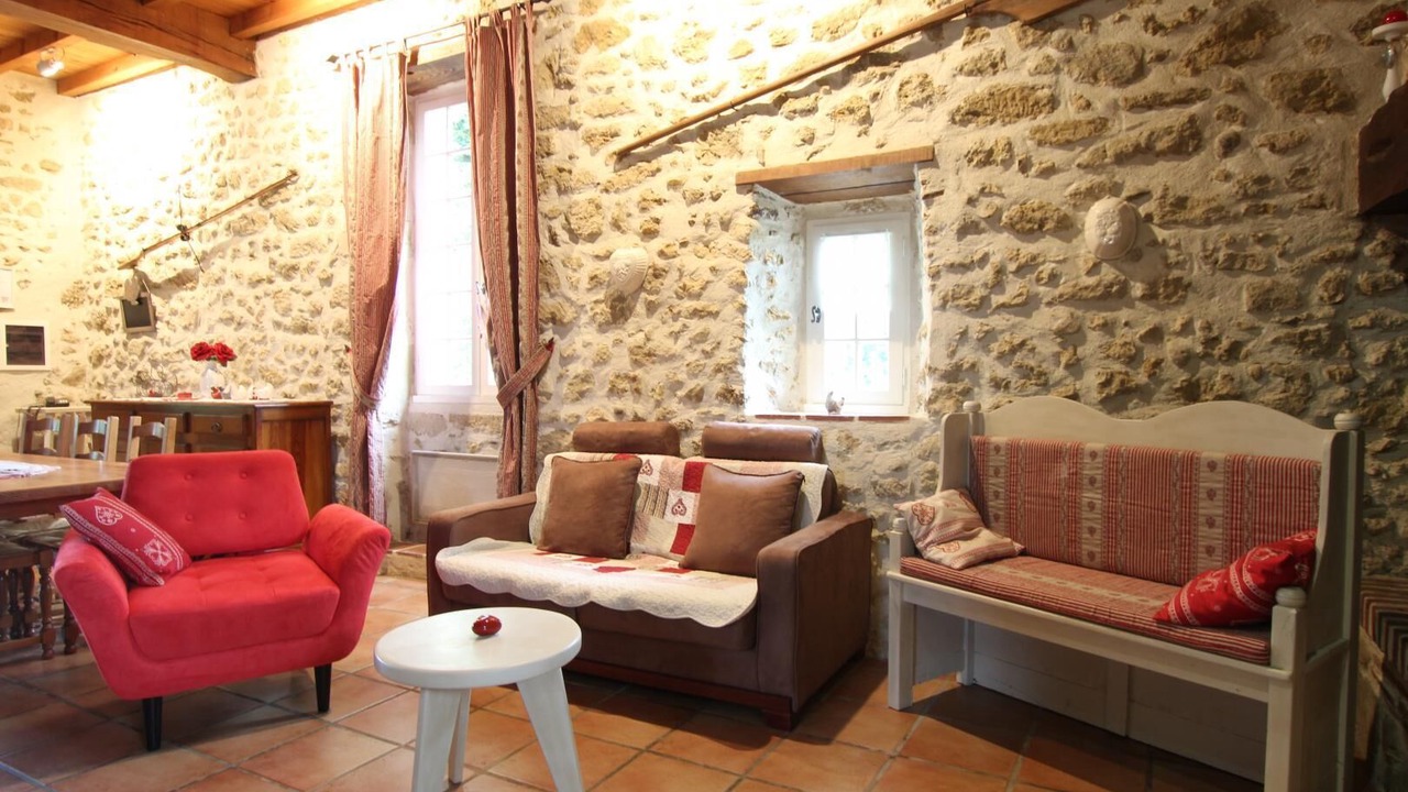 Photo of Others in Aubous