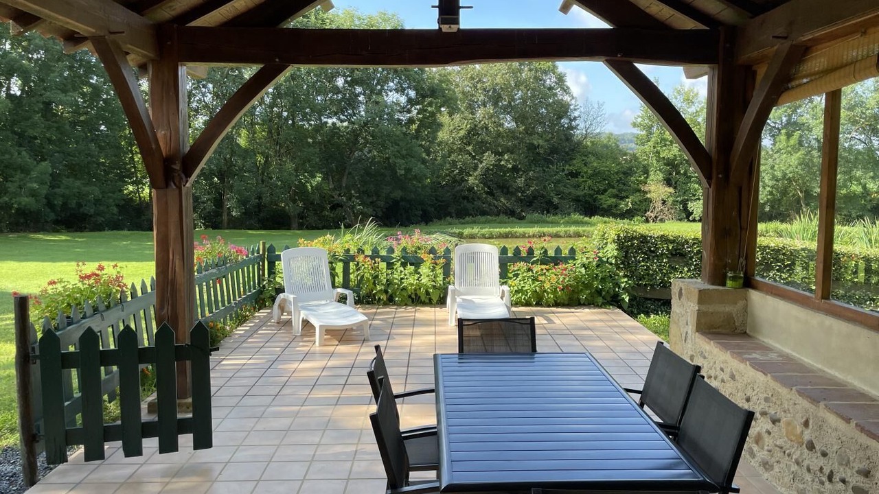 Photo of Outdoor in Aubous