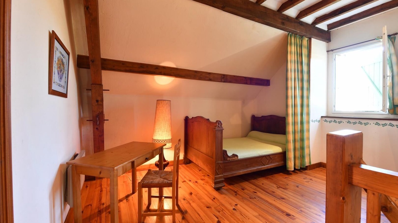 Photo of Others in Aubous