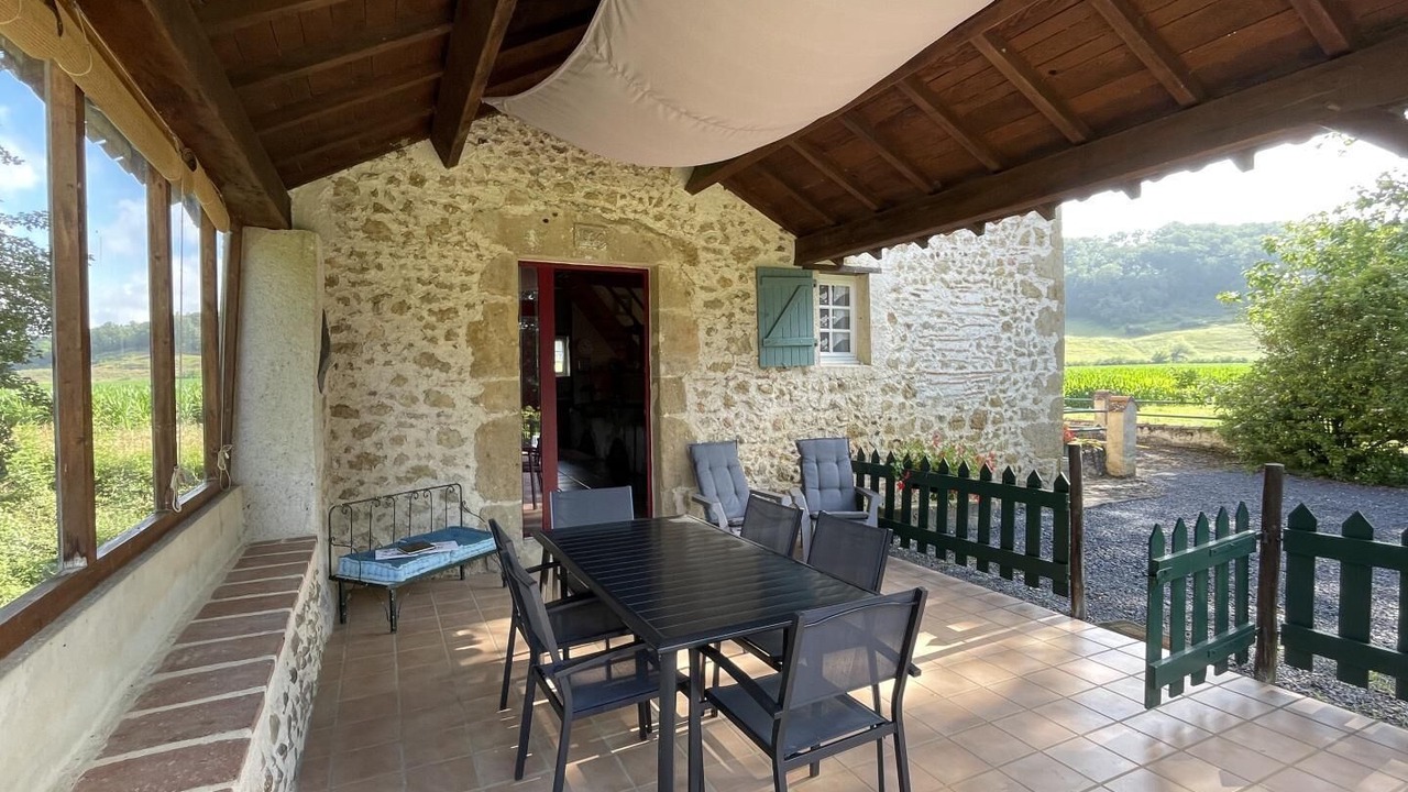 Photo of Outdoor in Aubous