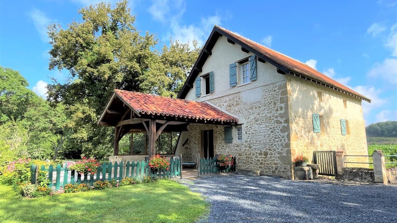 Photo of Outdoor in Aubous