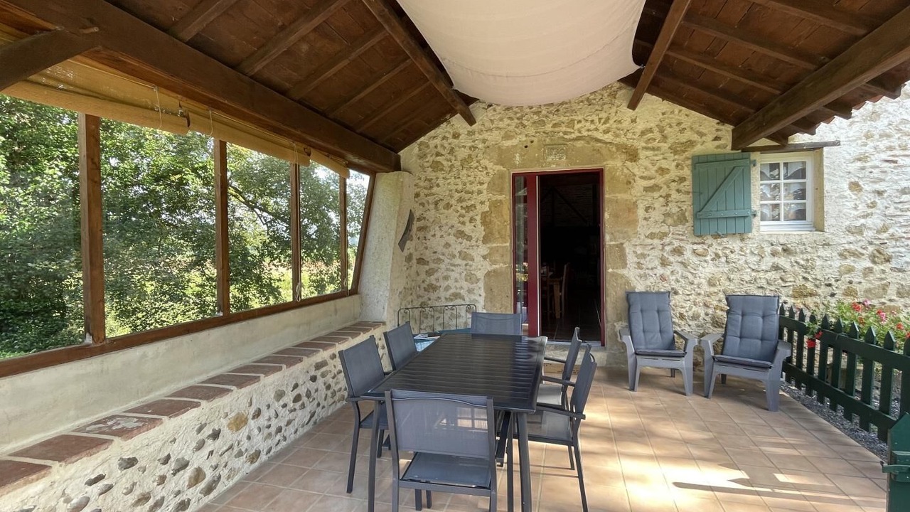 Photo of Outdoor in Aubous