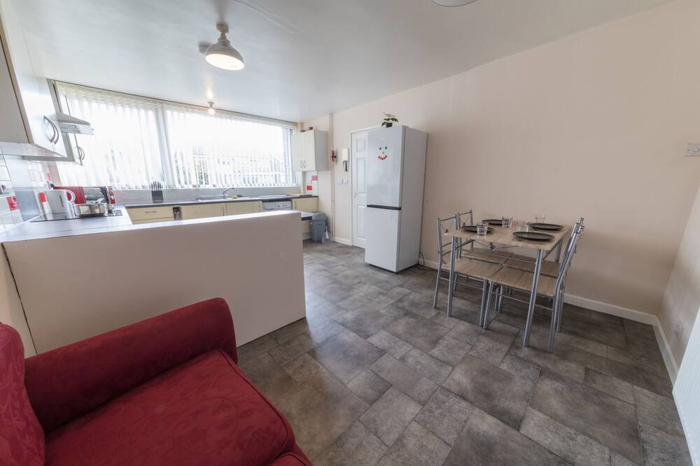 Photo of Livingroom in Bedford